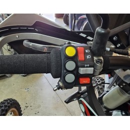 Mando de Luces Estrecho con Intermitentes – AJP PR7