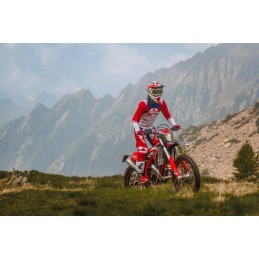 Beta XTrainer 300 MY27 – Enduro versátil con nuevo diseño y motor renovado