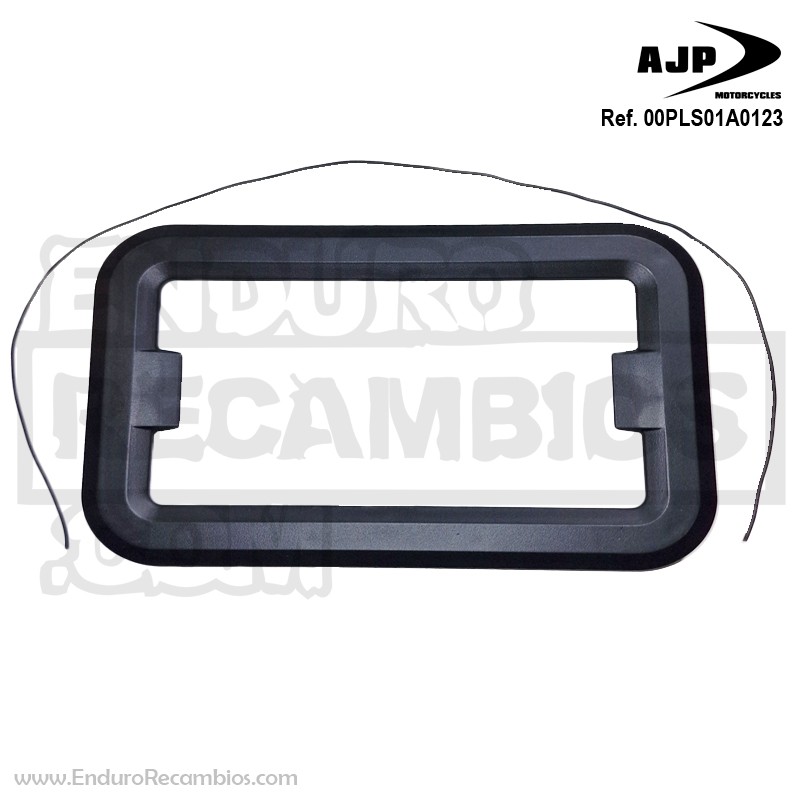 Nº 3 - FUNDA TABLET LLANTA T290 00PLS01A0123